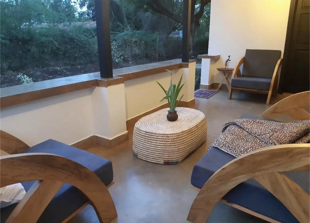 Walk With Us Africa Bed and Breakfast Moshi Exteriör bild