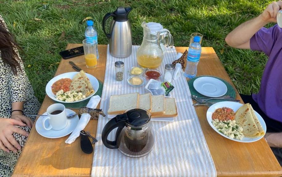 Walk With Us Africa Bed and Breakfast Moshi Exteriör bild
