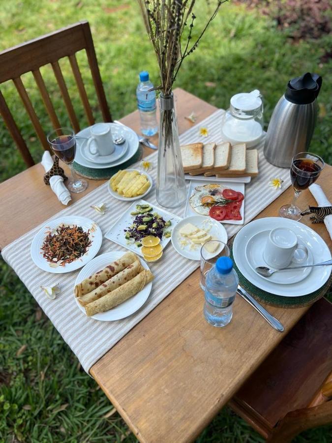 Walk With Us Africa Bed and Breakfast Moshi Exteriör bild