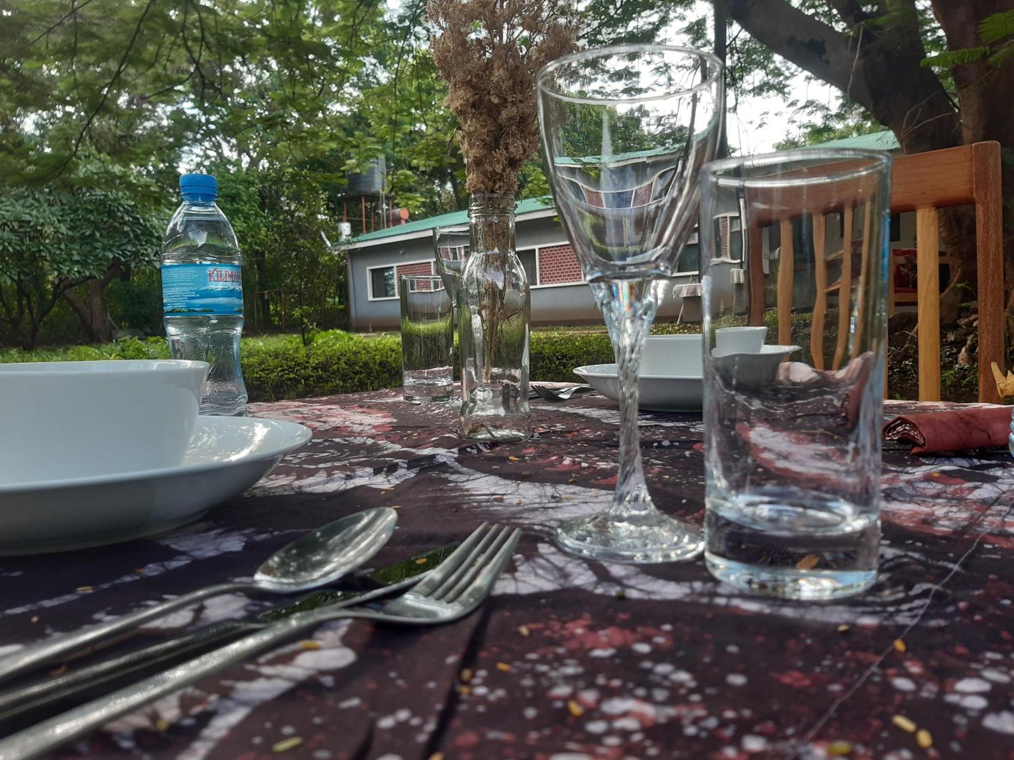 Walk With Us Africa Bed and Breakfast Moshi Exteriör bild