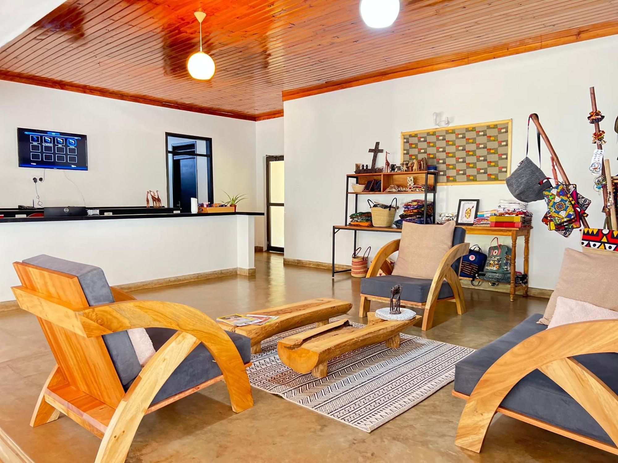 Walk With Us Africa Bed and Breakfast Moshi Exteriör bild